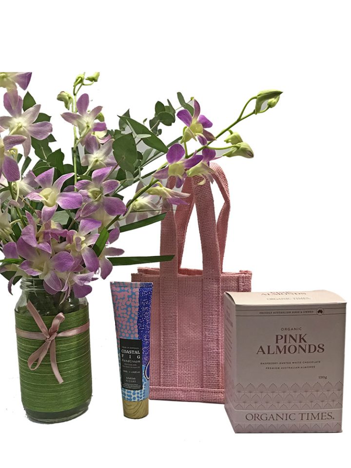 Flower and Gift Hamper